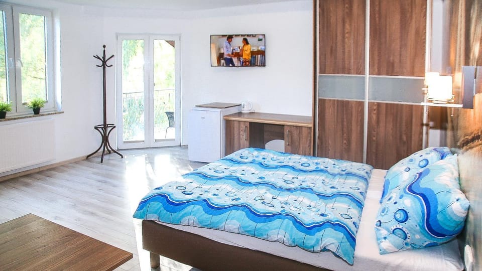 Children play ground, Bathroom, Balcony/Terrace, Bedroom, Pets, Garden view