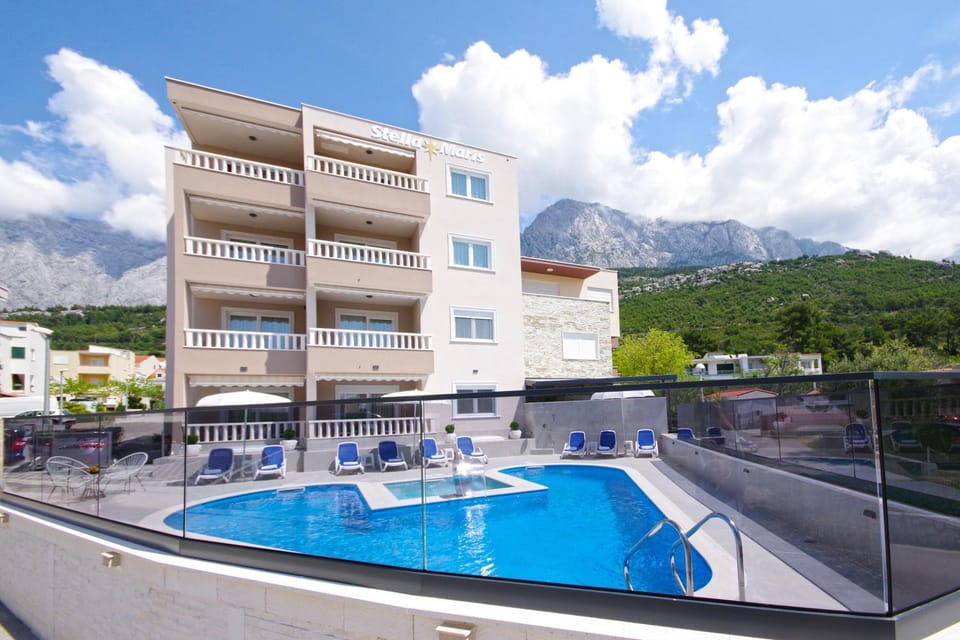Property building, Swimming pool