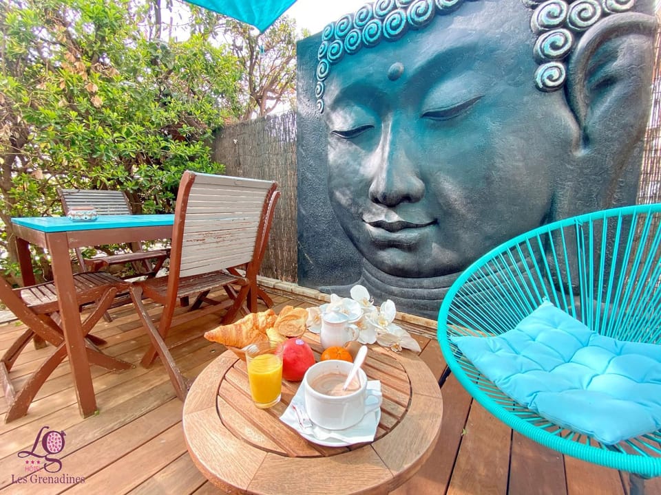 Patio, Balcony/Terrace, Food and drinks, Breakfast, Continental breakfast, American breakfast, American breakfast