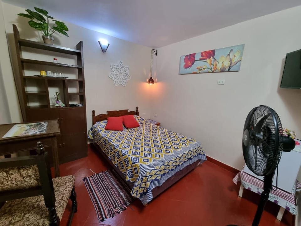 Bed, TV and multimedia, Bedroom, air conditioner