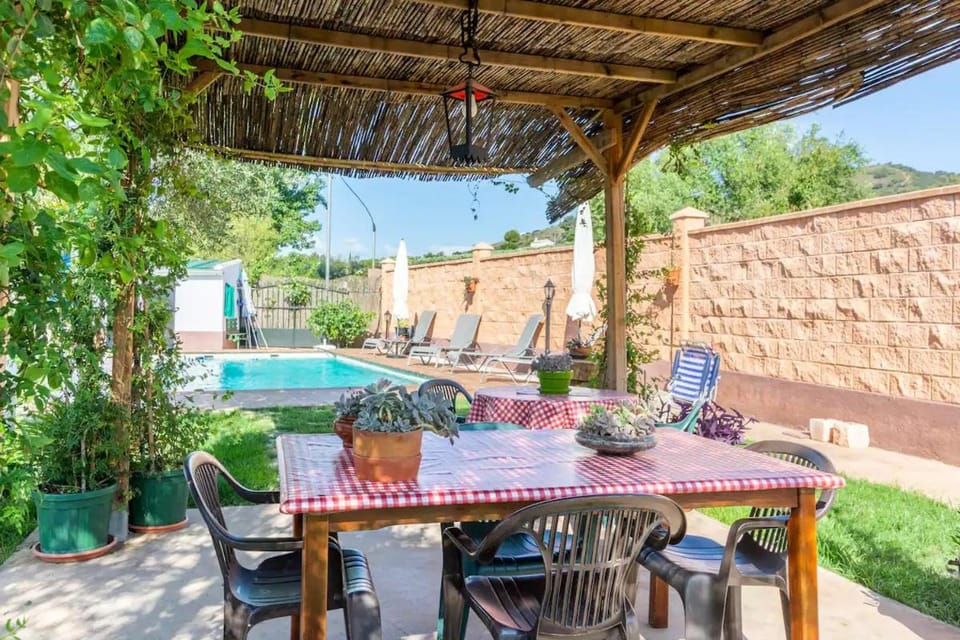 Higuera Santa Ana Country House in Sierra de Cádiz