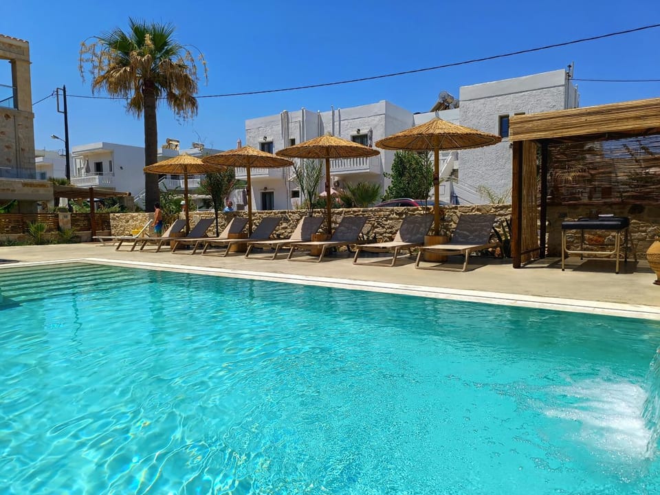 Pool view, Swimming pool