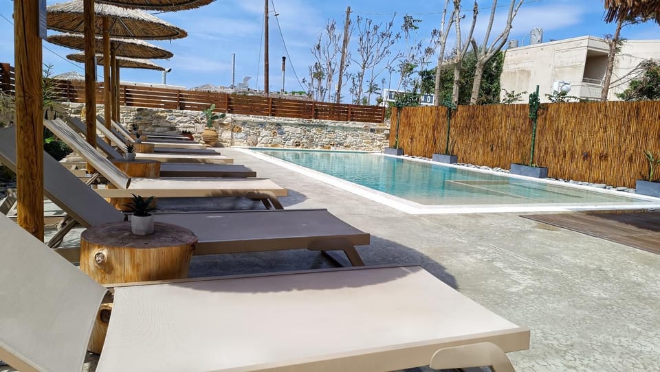 Property building, Swimming pool