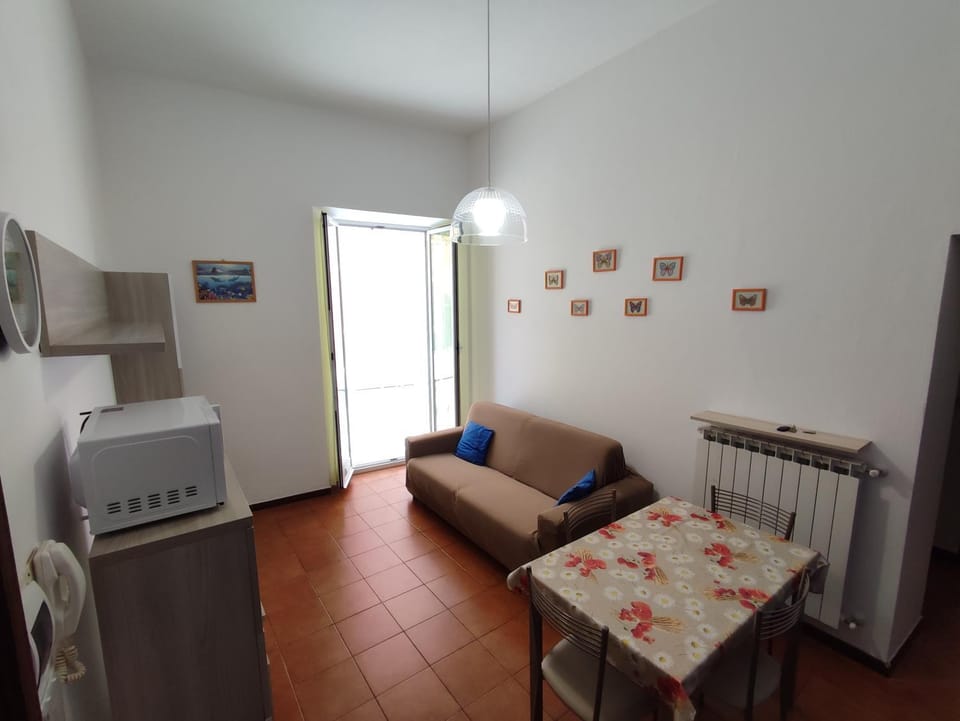 Cozy flat cinque terre Moneglia Apartment in Moneglia