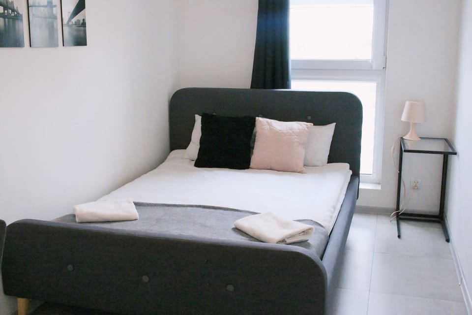 Apartamenty Feniks Toruń, Starówka, Centrum -Prywatny parking, Balkon, Smart TV Apartment in Greater Poland Voivodeship