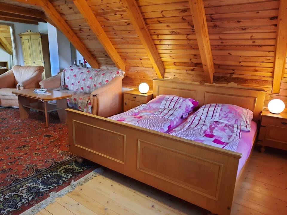 Novohradský ráj aneb Oáza klidu na samotě u lesa Apartment in South Bohemian Region