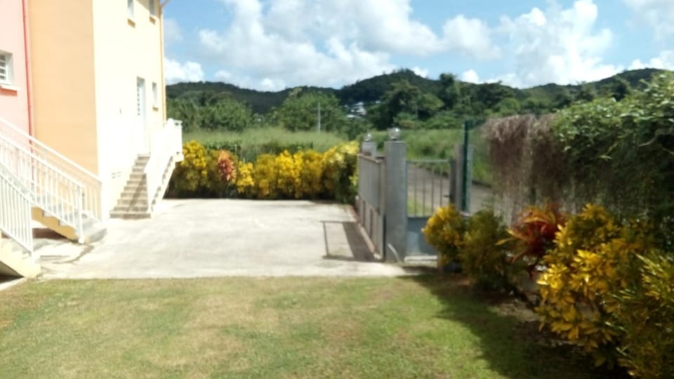 résidence la petite calebasse Apartment in Les Trois-Îlets