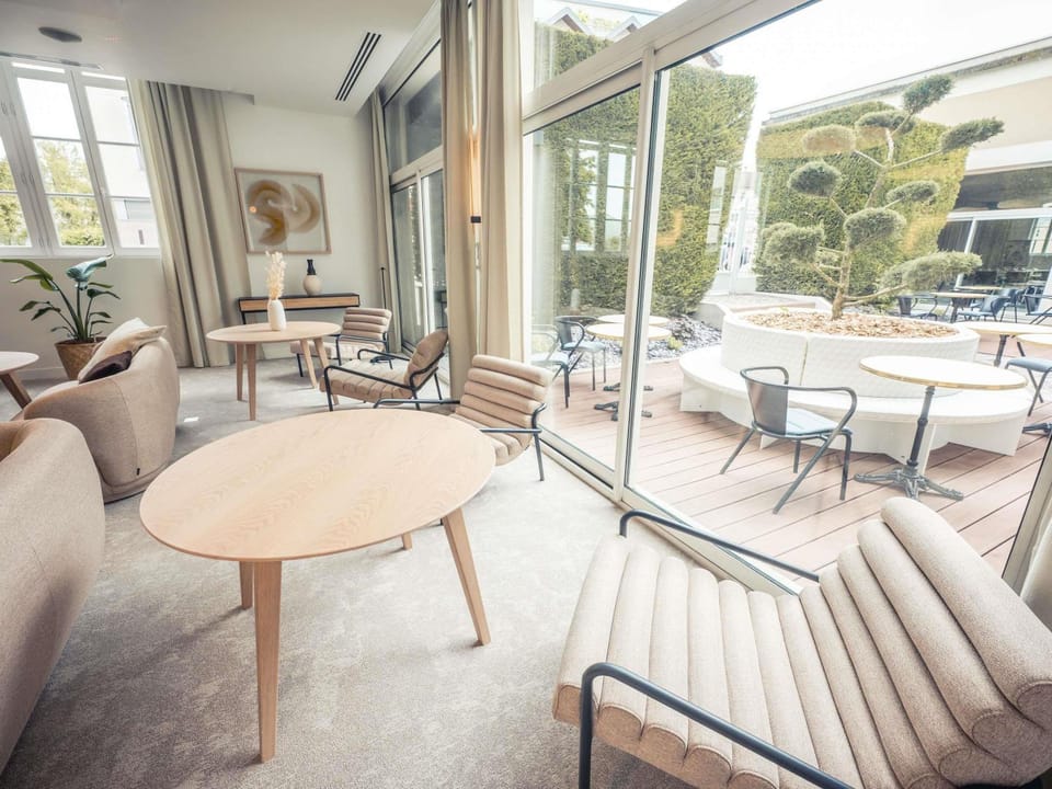 Meeting/conference room