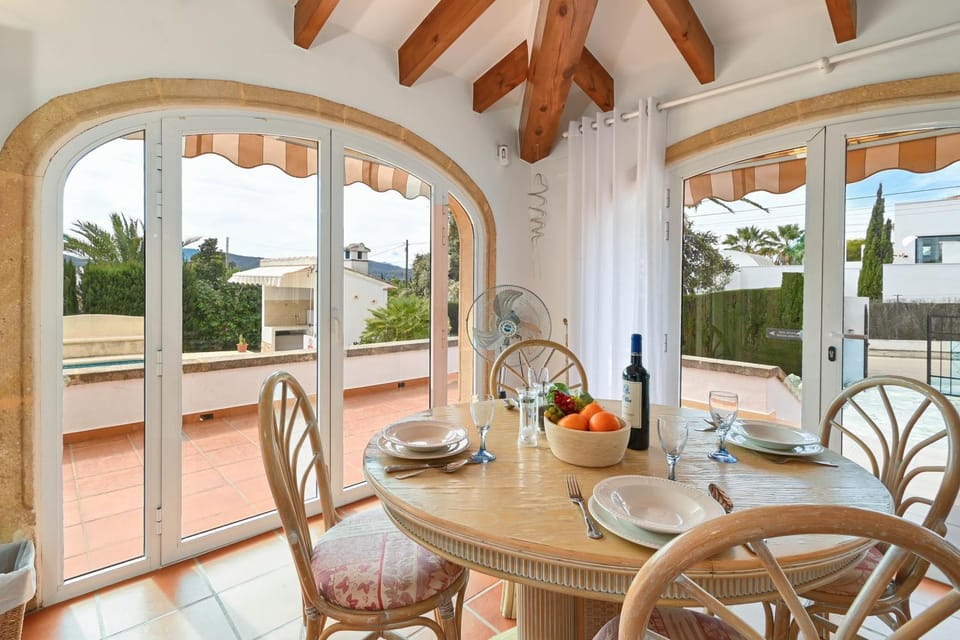 Balcony/Terrace, Dining area