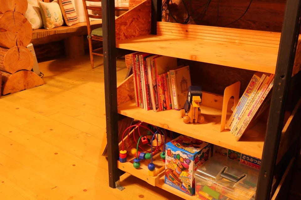 Yufuin Log House no Yado Tom Sawyer Bed and Breakfast in Japan