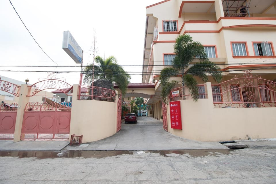Property building, Street view