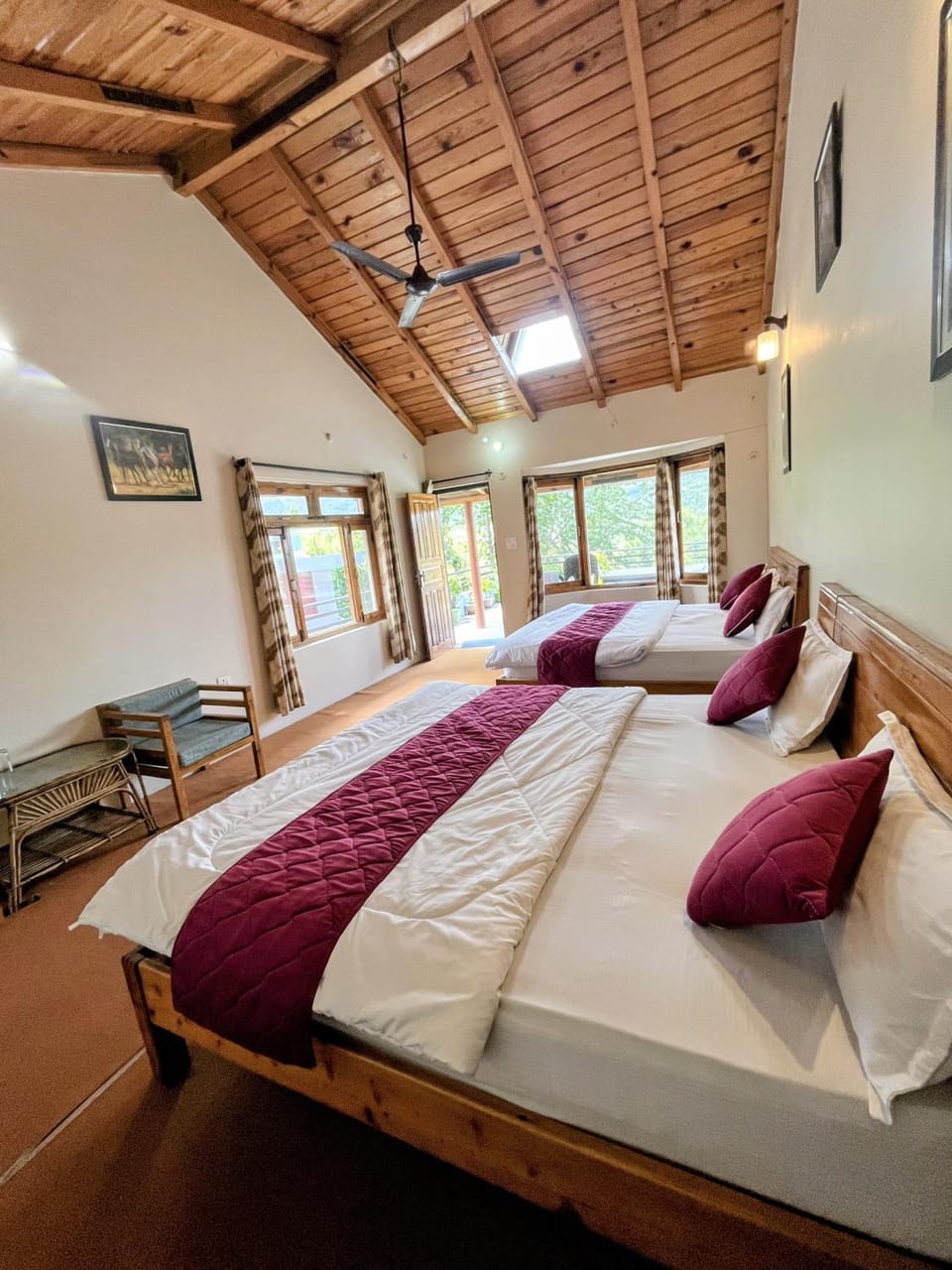 Oak Essence Hotel in Uttarakhand