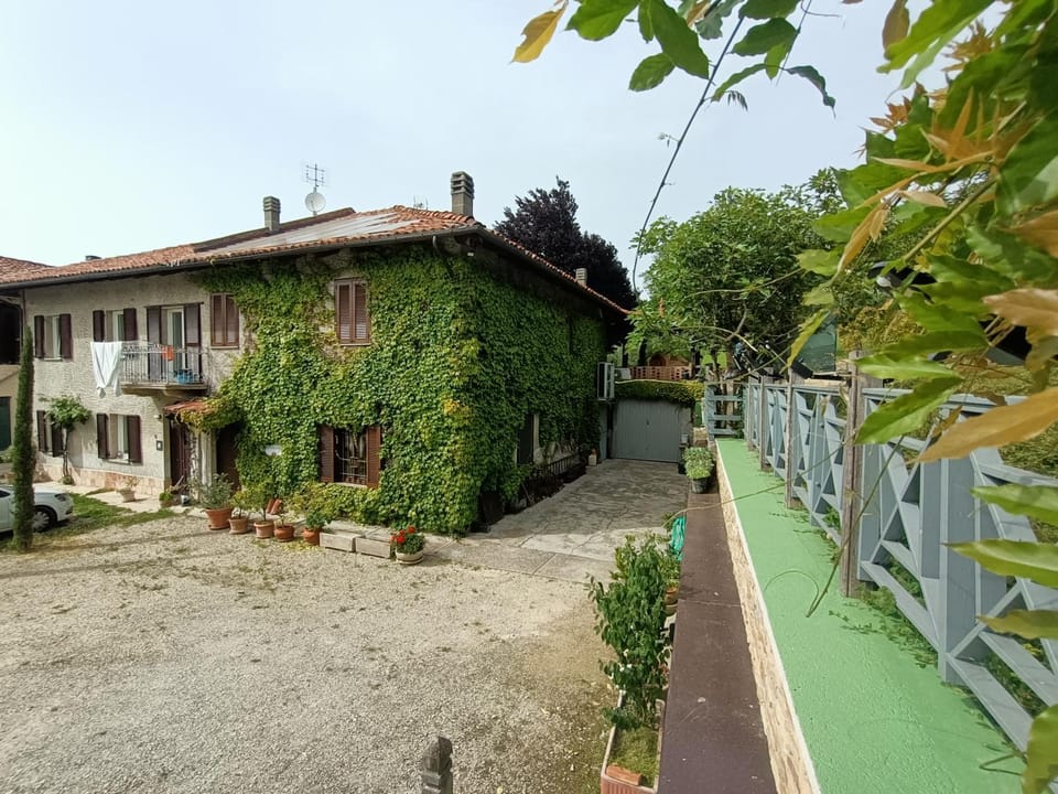 CASA DEL CANTA House in Liguria