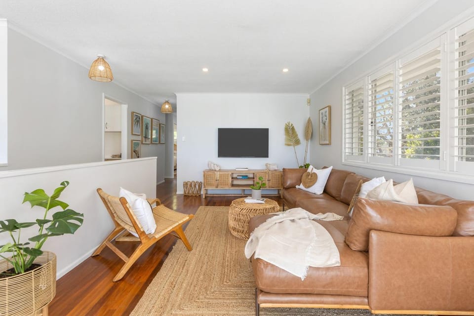 Cabarita Beachfront Escape by Kingscliff Accommodation House in Tweed Heads