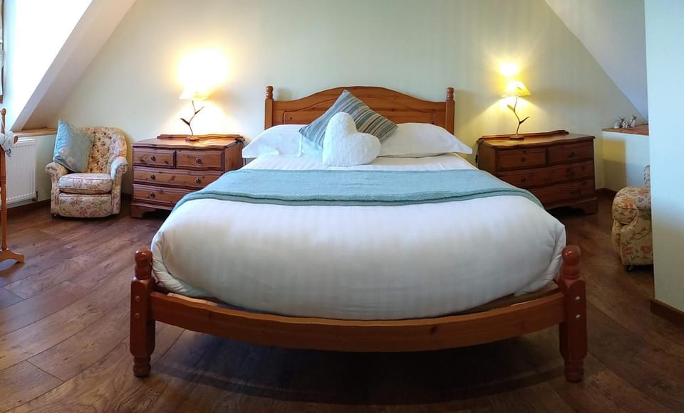 Bed, Photo of the whole room