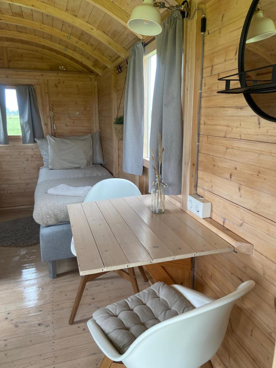 Pipowagen op Camperplaats Vechtdal Bed and Breakfast in Overijssel (province)