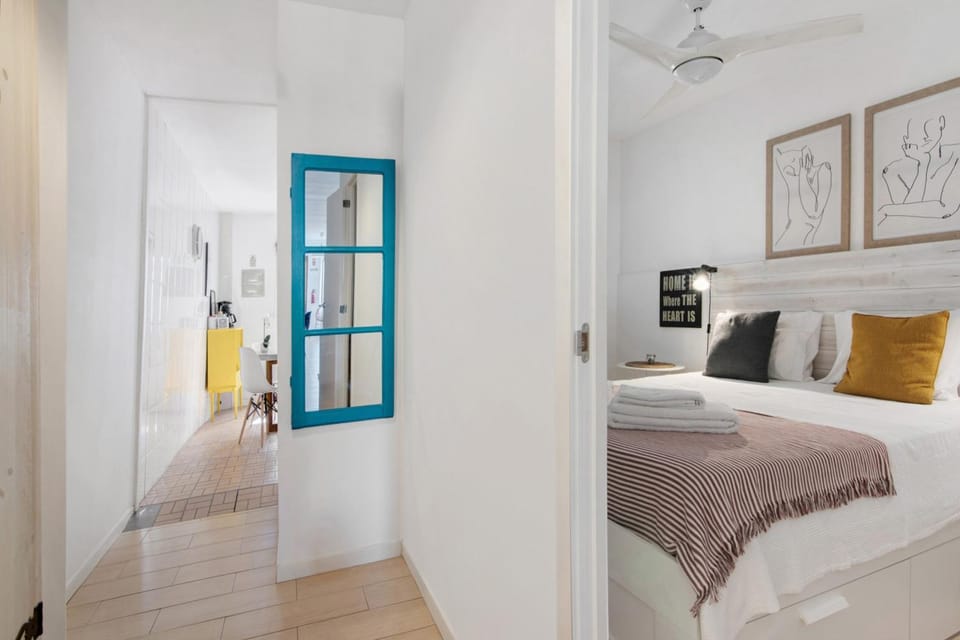 Living room, Bedroom