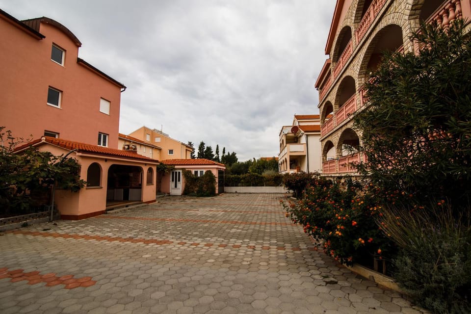 Property building, View (from property/room)