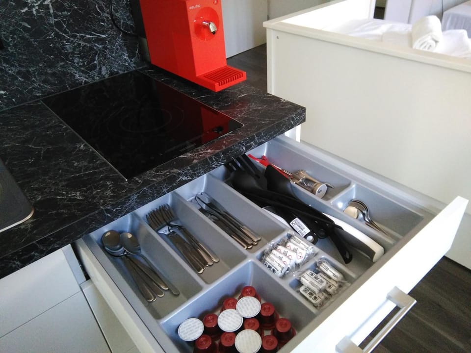 Other, Photo of the whole room, Decorative detail