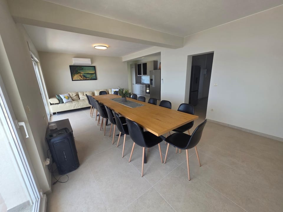 Emi Villa Newly renovated villa 20 people House in Split-Dalmatia County