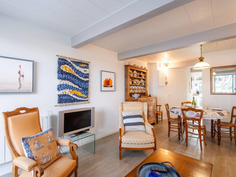 La Trinité-sur-Mer, 3 pièces duplex, 4 pers, balcon, parking, proche plages - FR-1-477-157 Apartment in Carnac