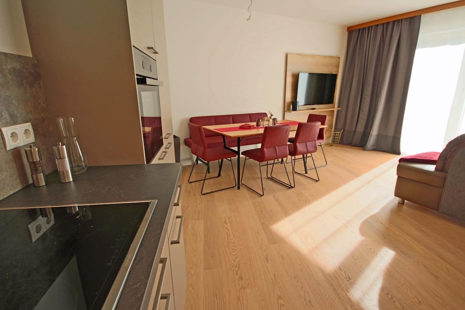 Kitchen or kitchenette, Living room, Dining area