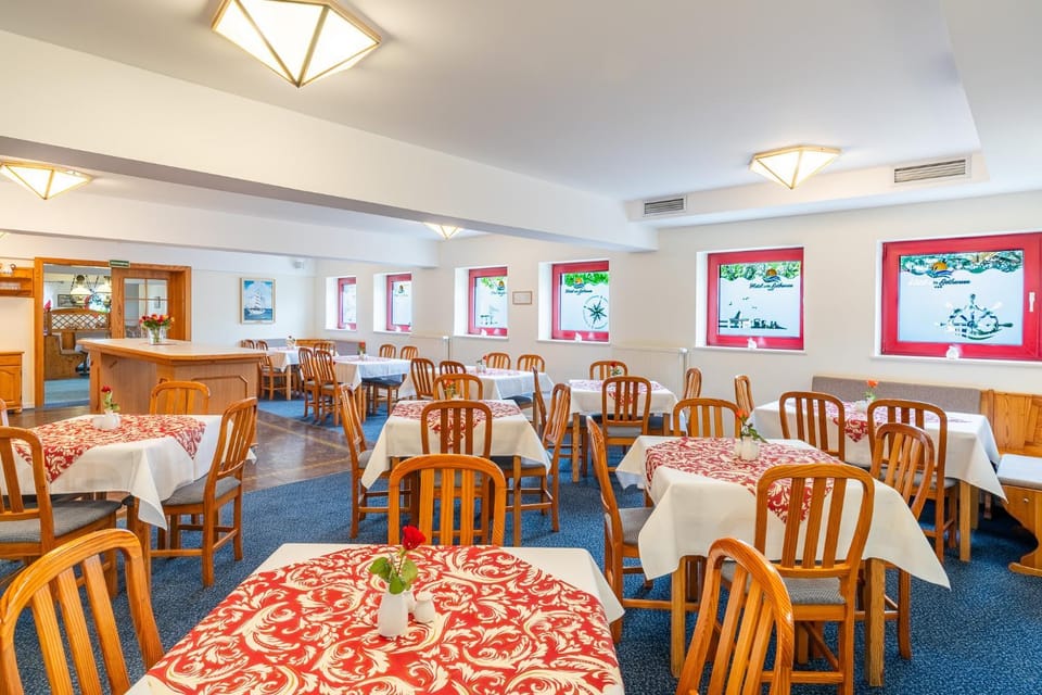 Restaurant/places to eat, Breakfast