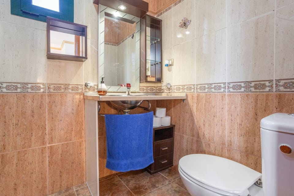 Bathroom, Living room