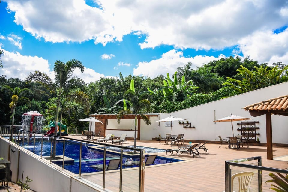 Restaurant/places to eat, Swimming pool