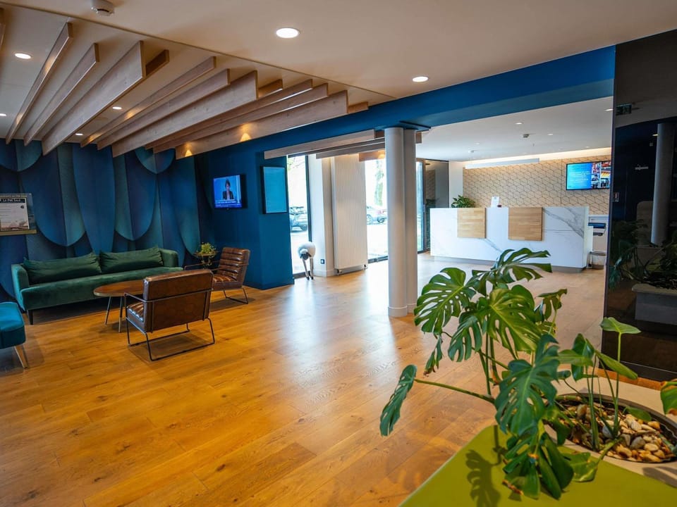 Property building, Lobby or reception