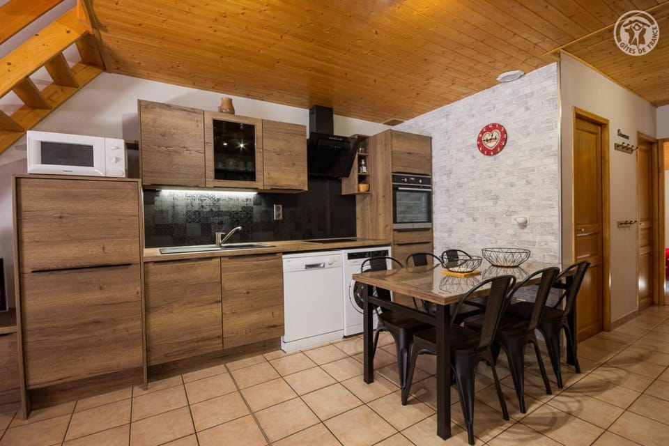 Coffee/tea facilities, dishwasher, pet friendly, stove, washing machine, kitchen