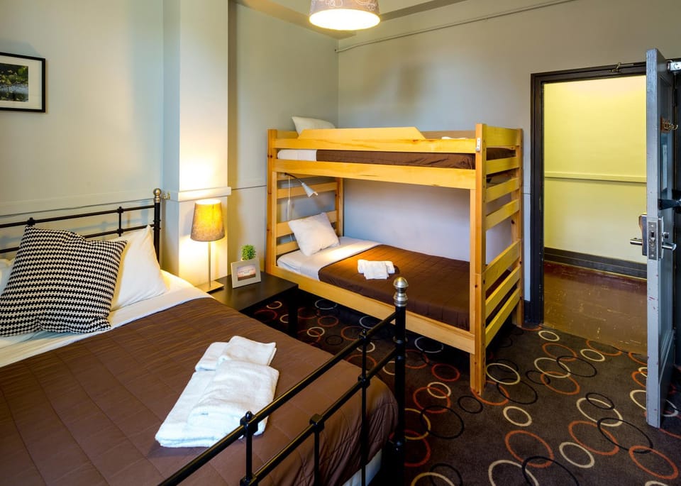 Bed, bunk bed