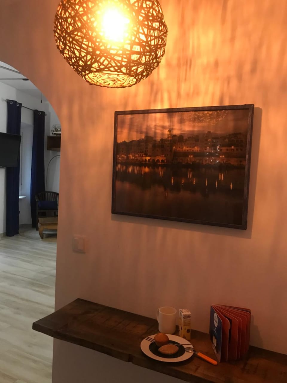Coffee/tea facilities, Dining area