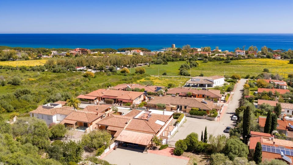 Bilocale 1 al mare con ampia veranda Via Asfodelo House in Sardinia