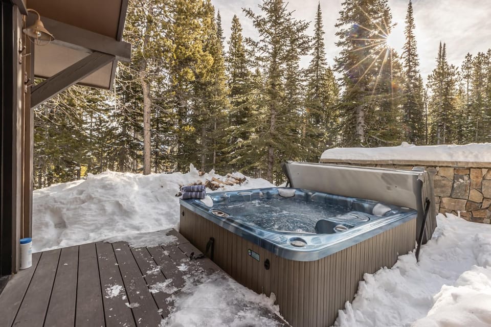 Day, Natural landscape, Winter, Hot Tub