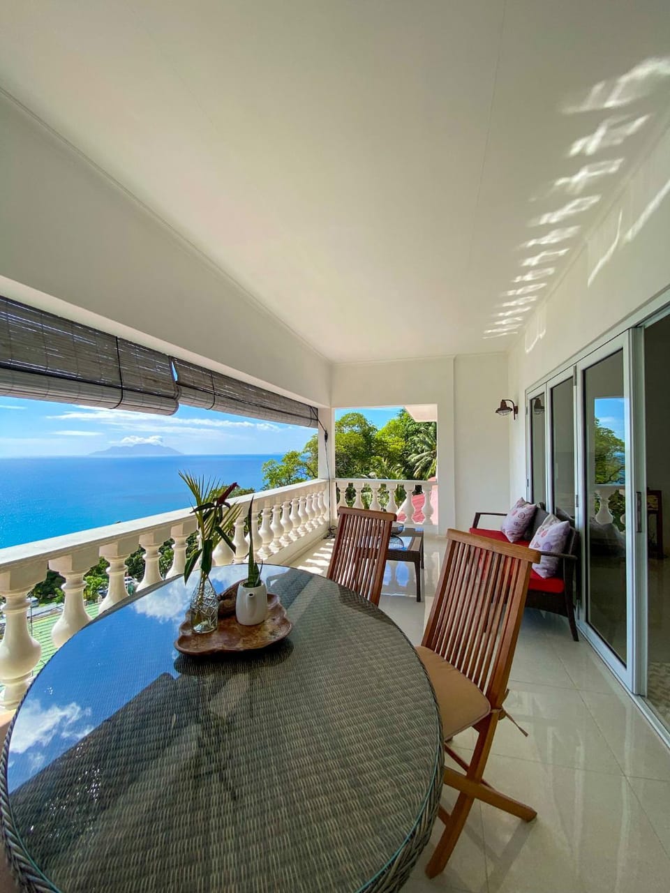 Balcony/Terrace, Seating area, Dining area, Sea view