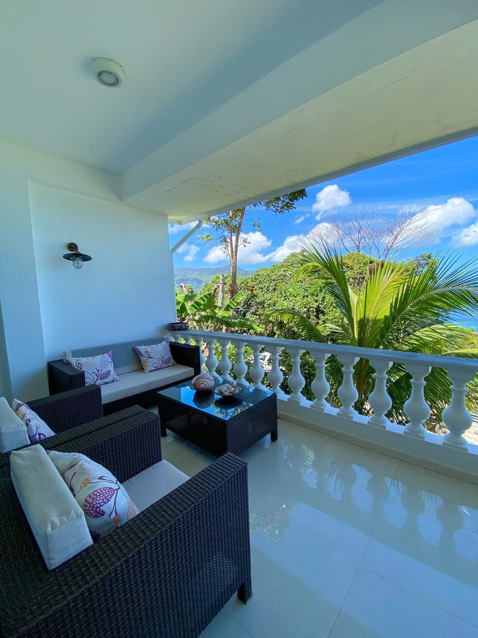 Patio, Natural landscape, Garden, View (from property/room), Balcony/Terrace, Seating area, Garden view, Mountain view