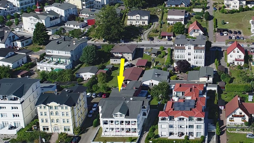 Property building, Bird's eye view, On site