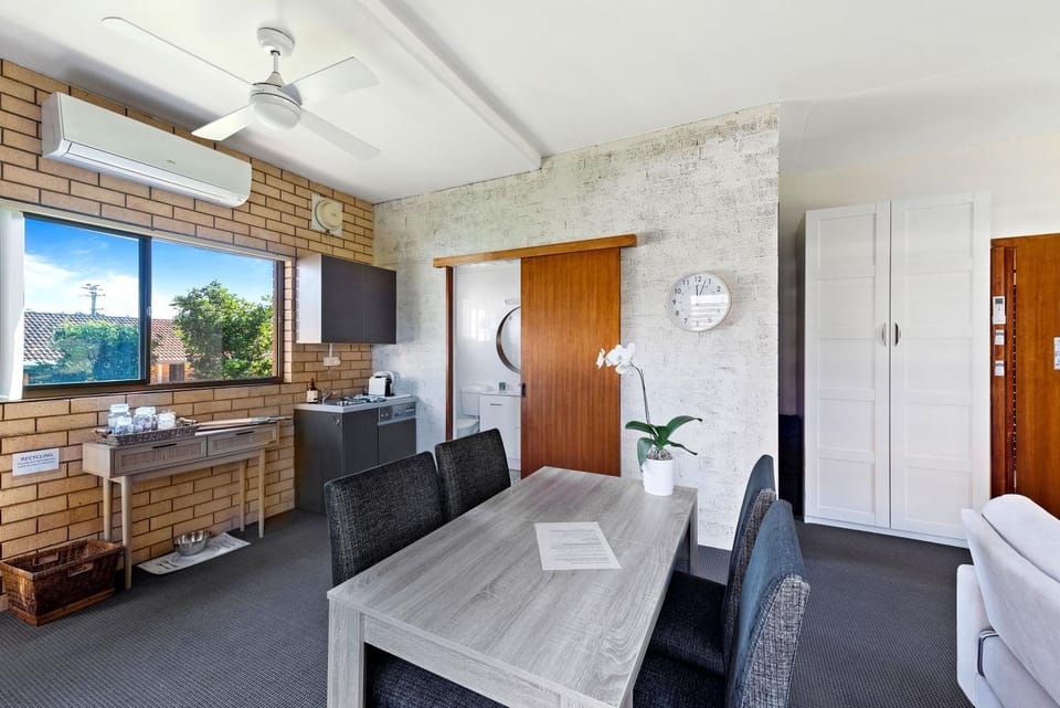 Fi's Beach House Apartment in Port Macquarie