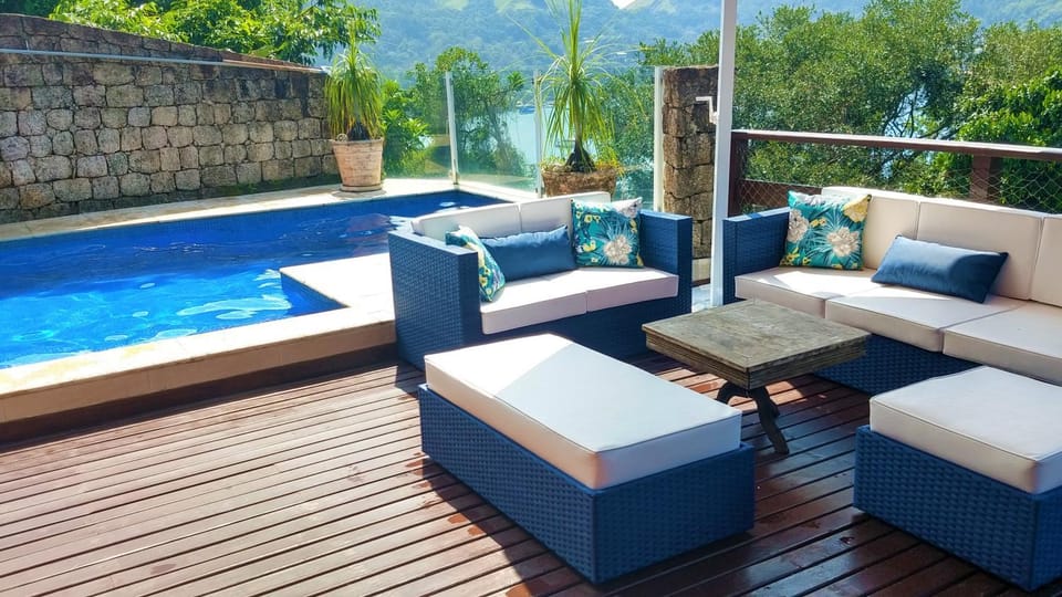 View (from property/room), Balcony/Terrace, Seating area, Swimming pool, sunbed
