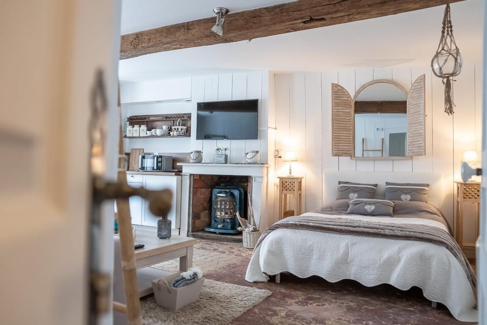 LE ROMANTICA - Les Suites Romantiques Honfleur Apartment in Honfleur