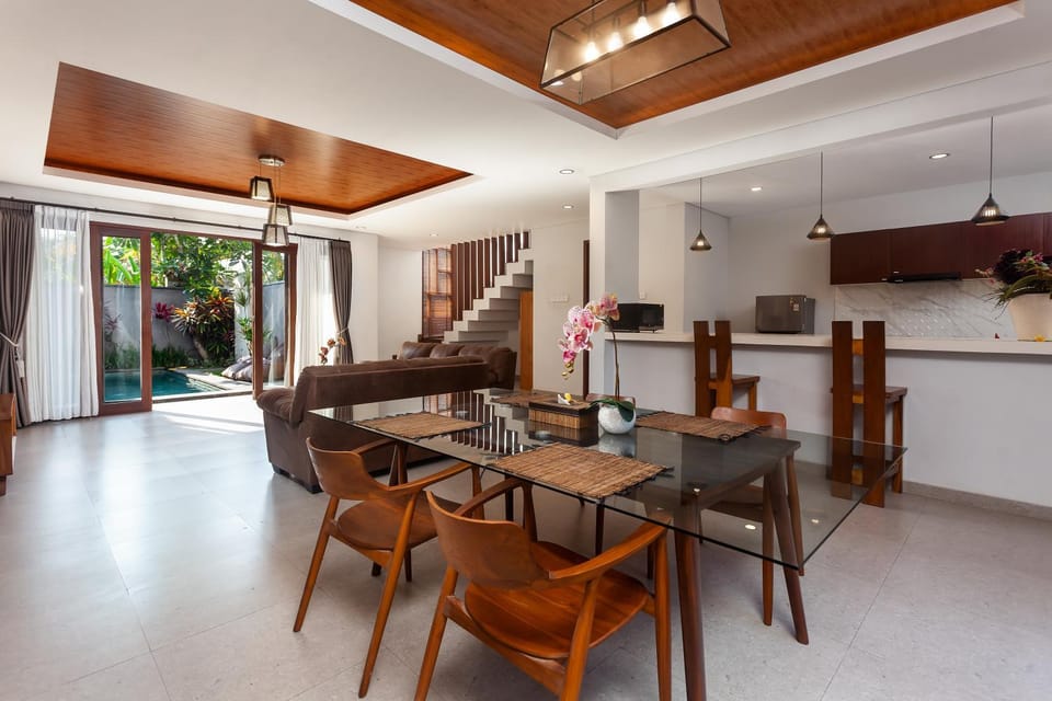 Living room, Dining area, kitchen