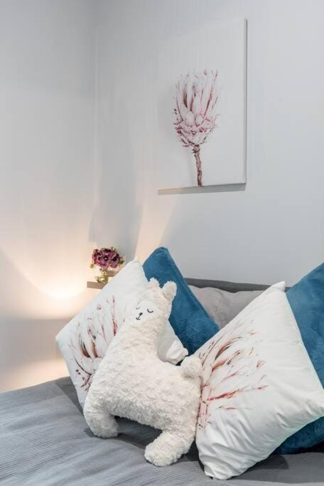 1 Private Double Bed With En-Suite Bathroom In Sydney CBD Near Train UTS DarlingHar&ICC&C hinatown - ROOM ONLY House in Surry Hills