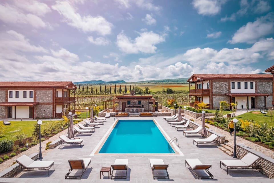 Garden, Garden view, Pool view, Swimming pool, sunbed