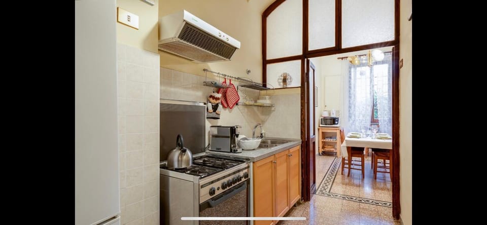 Center Rome Coliseum Apartment in Rome