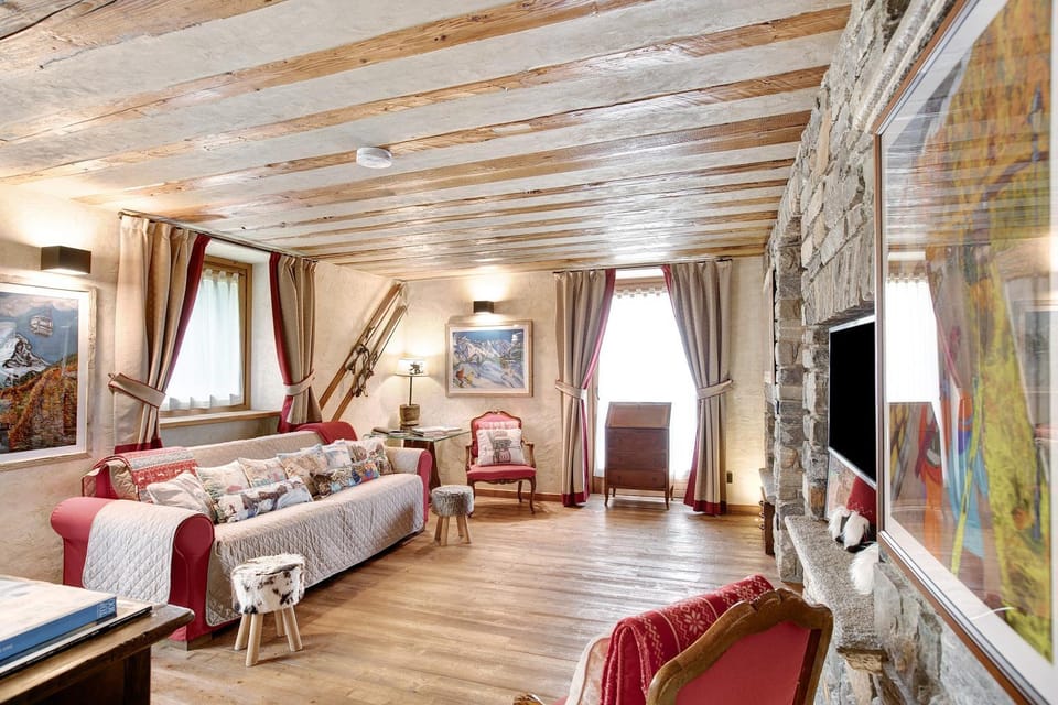 Property building, Living room