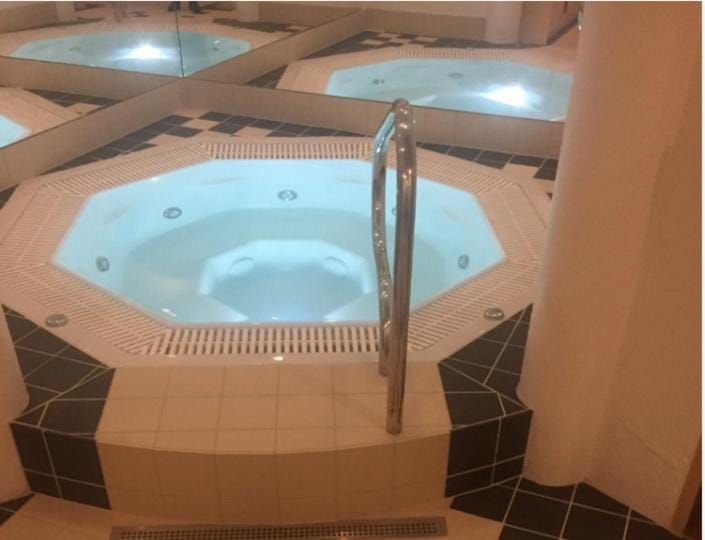 Swimming pool