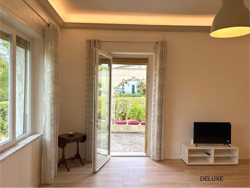 TV and multimedia, Evening entertainment, Inner courtyard view