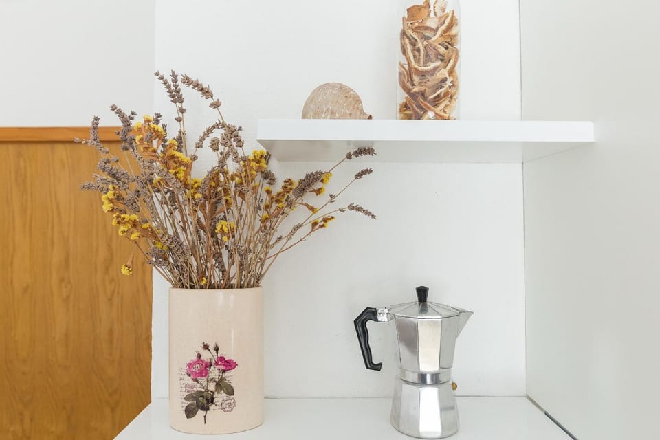 Decorative detail, Dining area