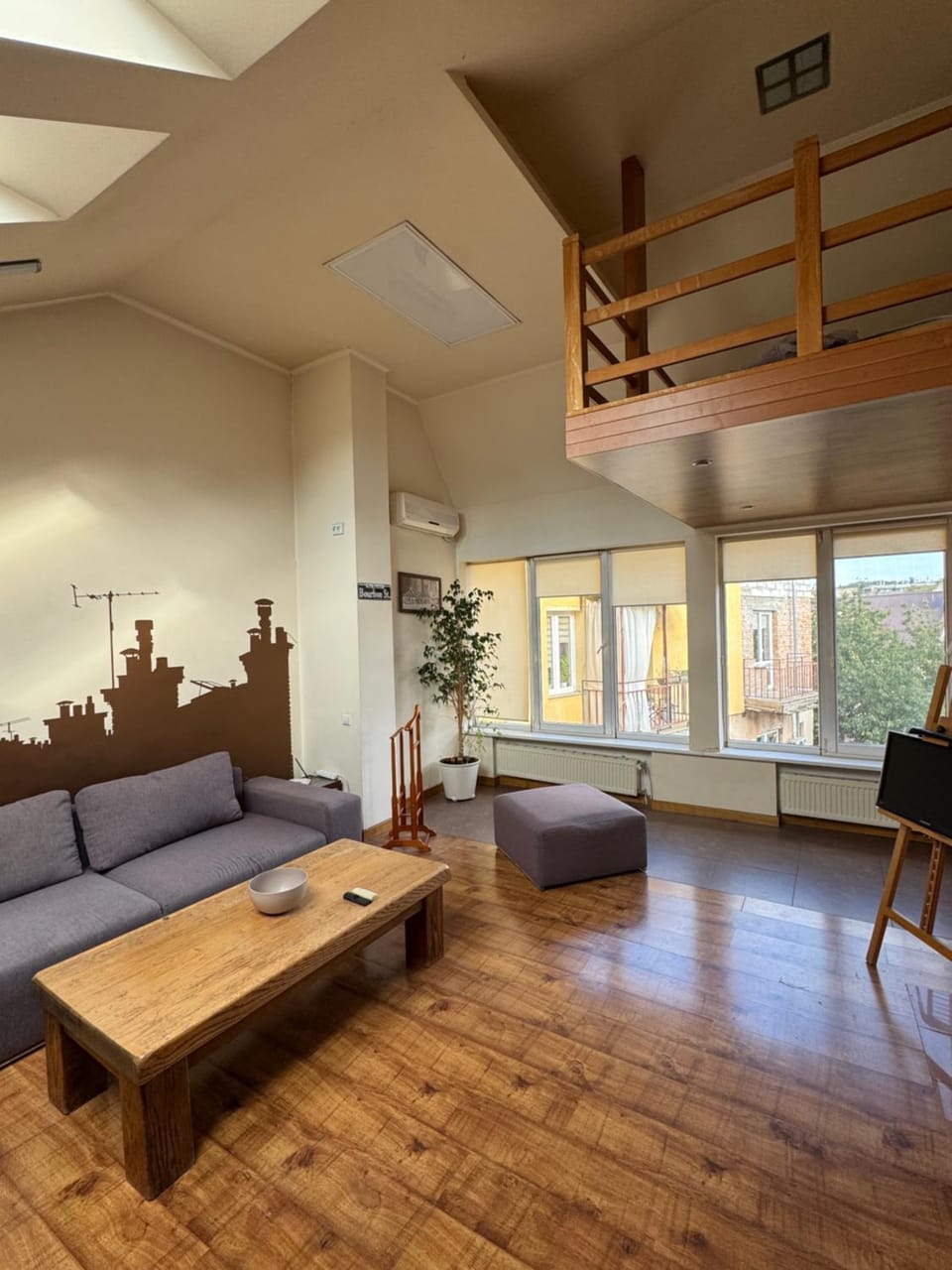Living room, Seating area